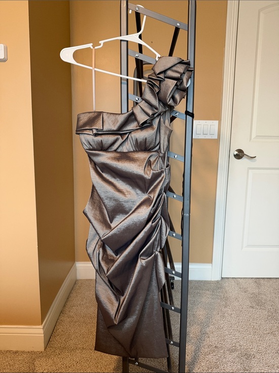 Cache Dresses & Skirts - Cache One-Shoulder Metallic Charcoal Gray Evening Dress